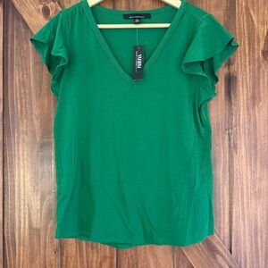 NWT White House Black Market Vibrant Green V-Neck Ruffle Sleeve Top